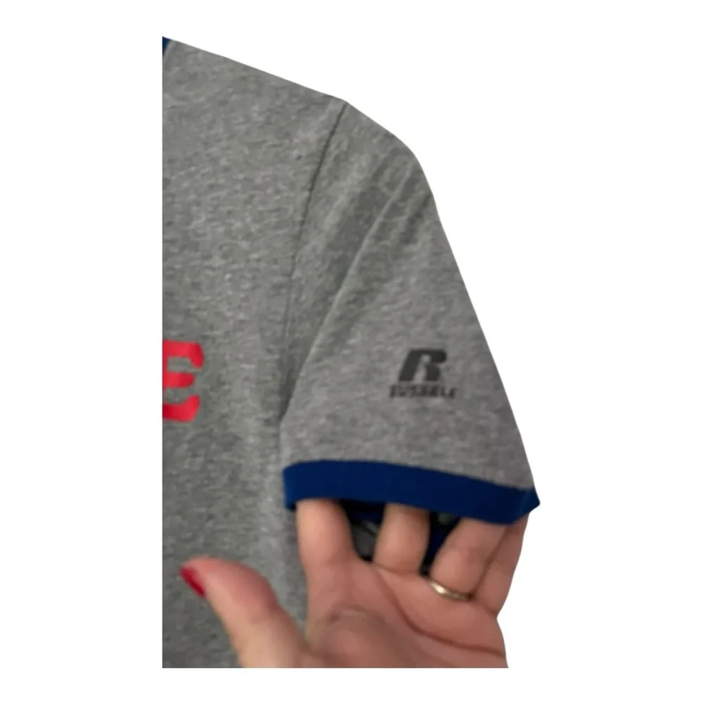Russell Athletic Buffalo Love shirt sleeved tee
